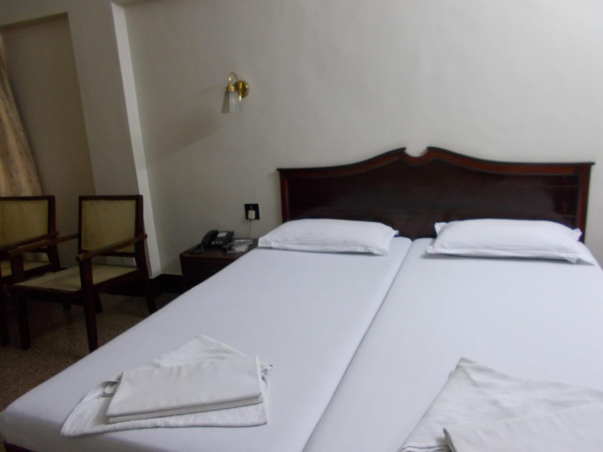Biju'S Tourist Home Kochi Zewnętrze zdjęcie