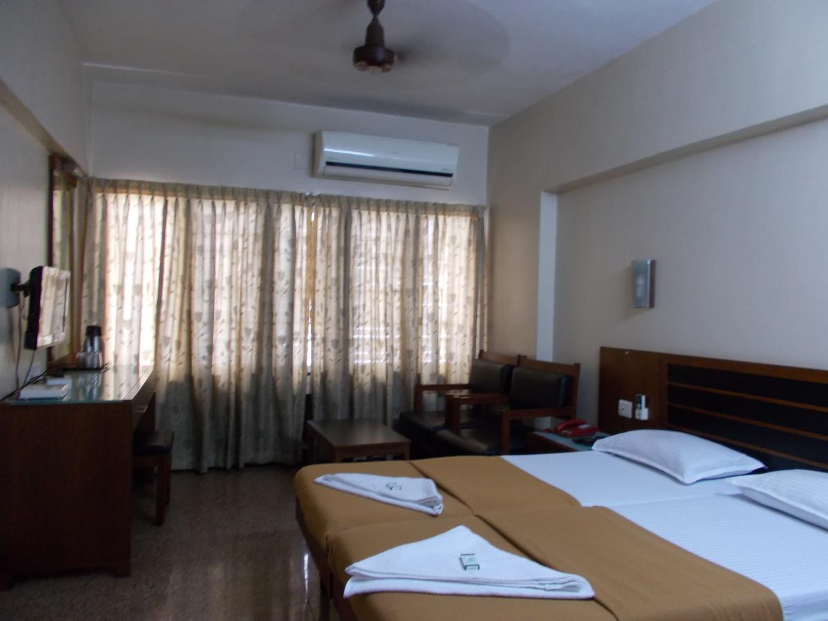 Biju'S Tourist Home Kochi Zewnętrze zdjęcie