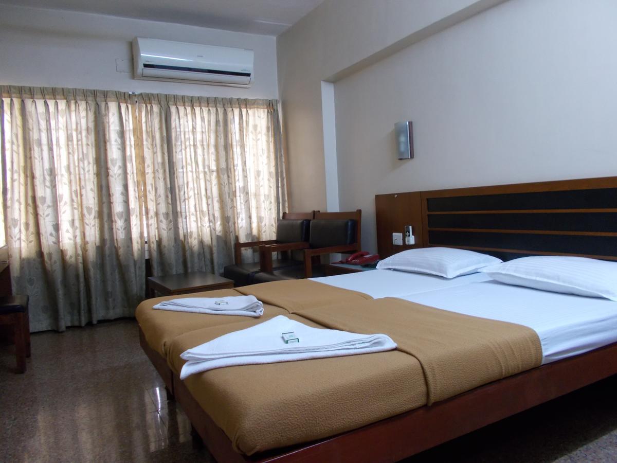 Biju'S Tourist Home Kochi Zewnętrze zdjęcie